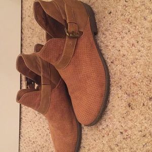 Women's size 7.5 booties